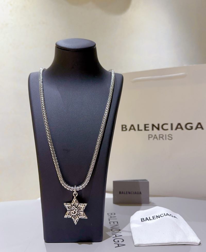 Ba1en*iaga necklaces